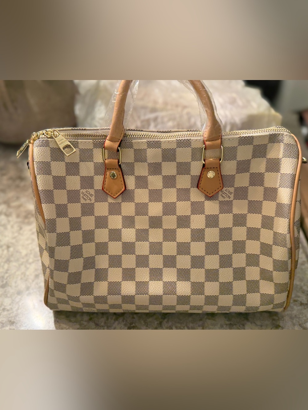 Source Unknown Beige Checkered Tote with Tan Trim